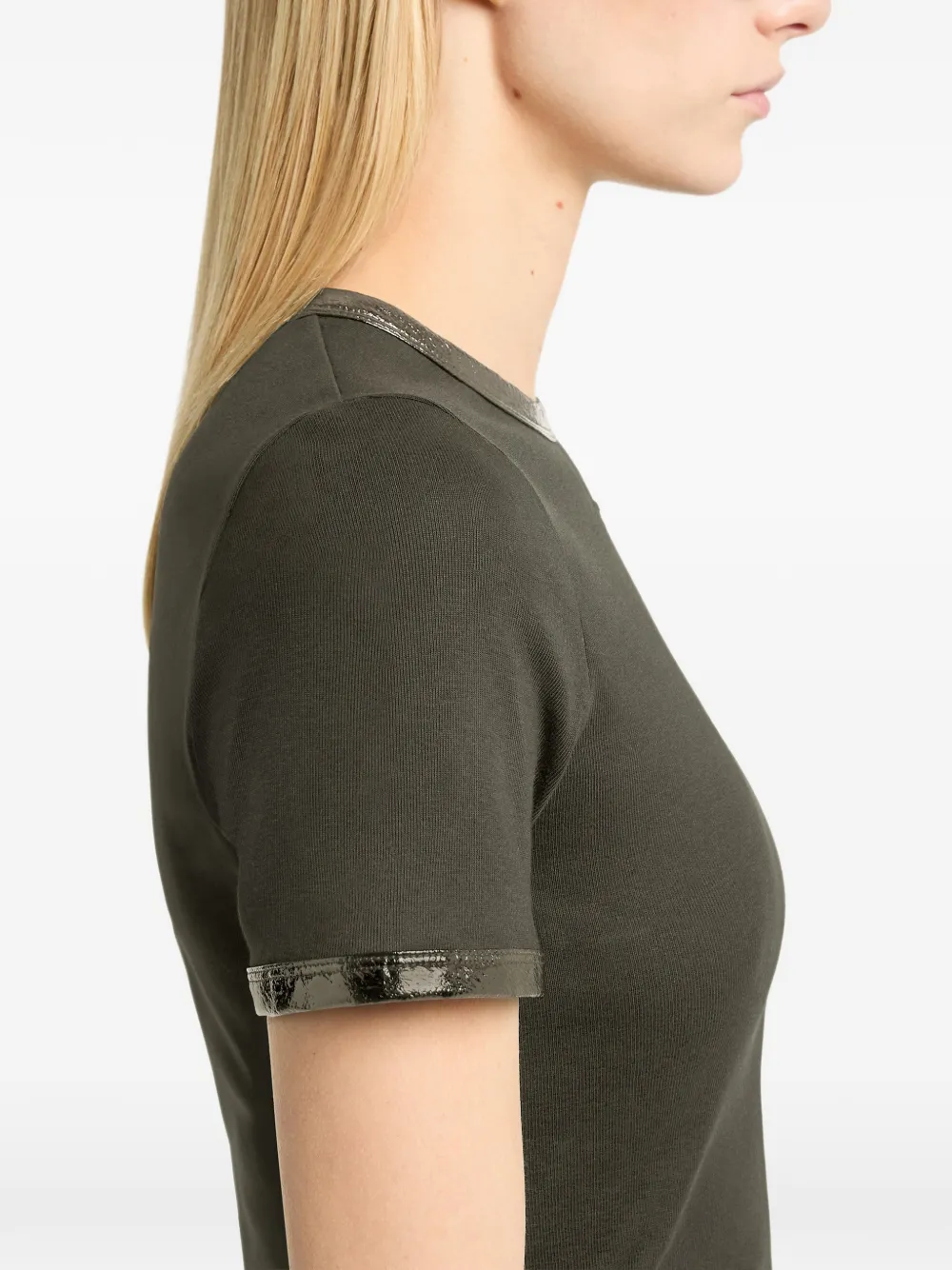 Courrèges T-shirt met logopatch en afwerking Groen