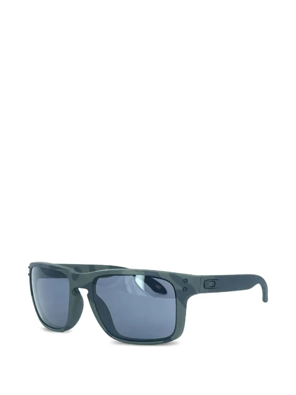 h*c様 【新品未使用‼️】OAKLEY HOLBROOKグレーカモフラサングラ Oakley Holbrook カモフラージュ サングラス | グレー | FARFETCH JP