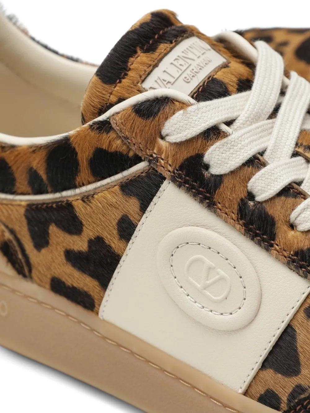Valentino Garavani Upvillage leopard-print sneakers Bruin