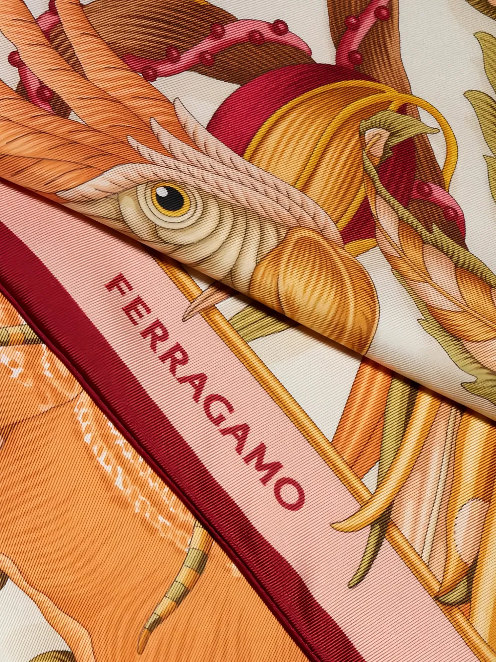 Ferragamo Parrots bandeau sjaal Oranje