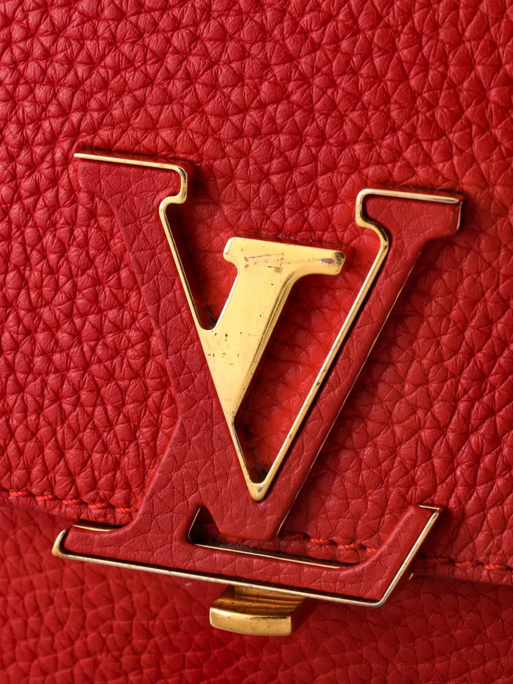 Louis Vuitton Pre-owned Volta Handbag Leather Satchel in Red, view 5