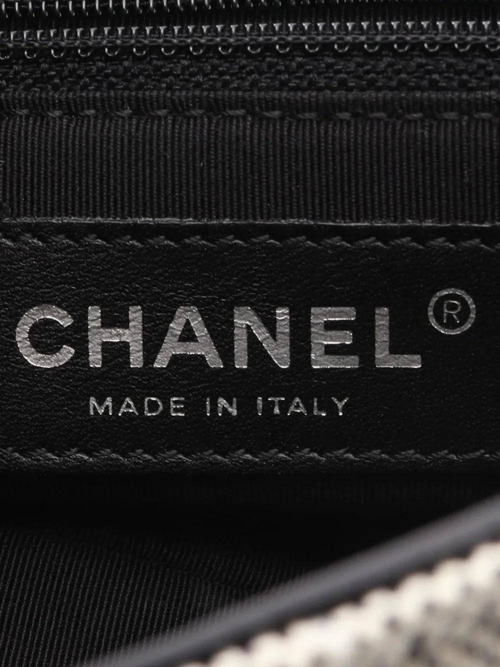 Chanel Pre-owned 2005-2006 Canvas CC Camellia No. 5 Shoulder Bag in Grey, view 5
