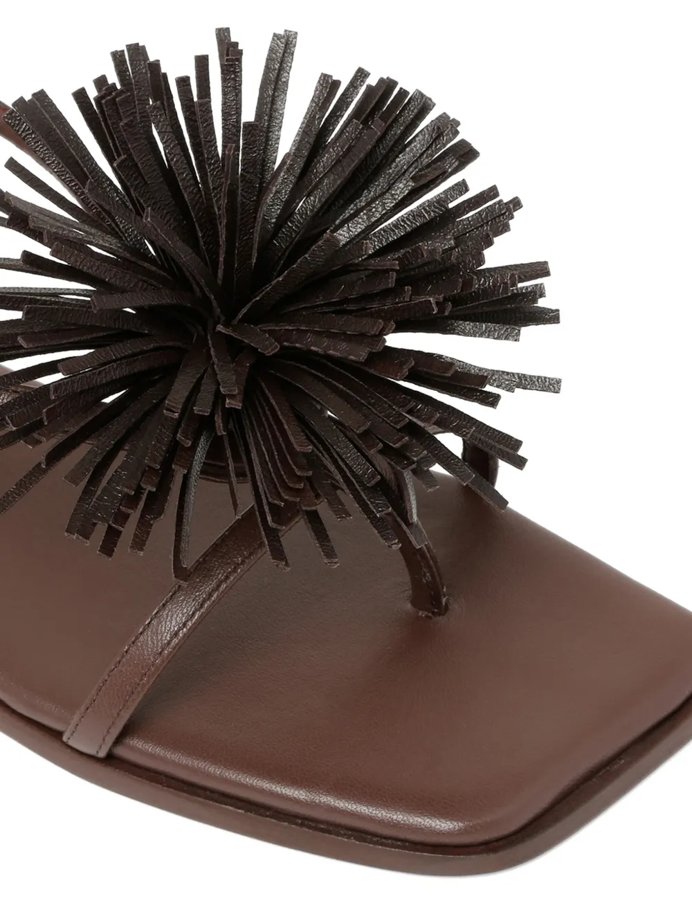 Vic Matie Sandalen met franje en pompon Bruin