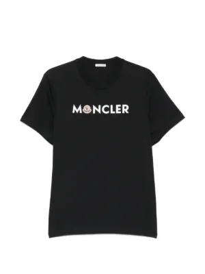 Moncler ロゴ Tシャツ | ブラック | FARFETCH JP