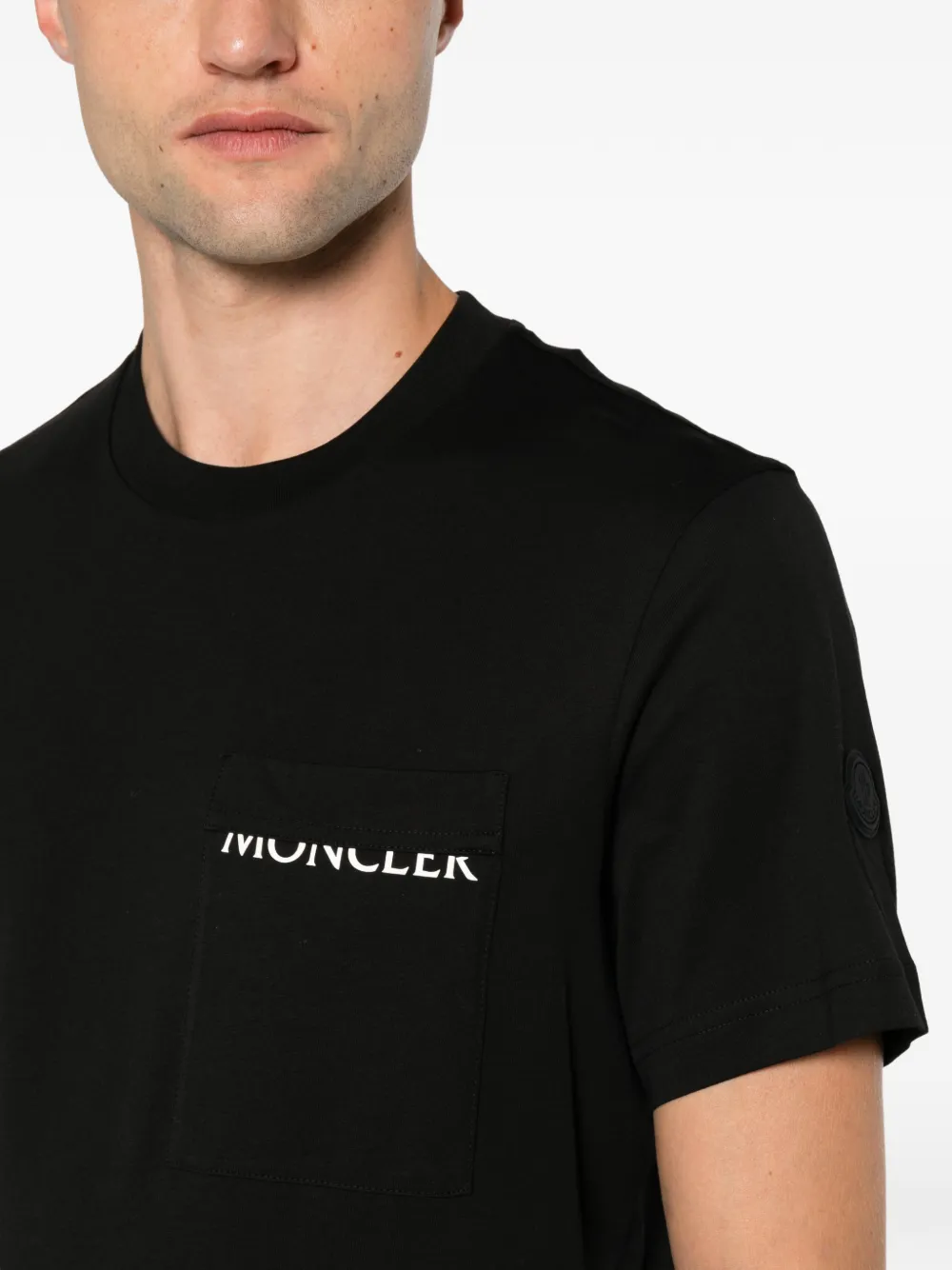 Moncler T-shirt met opgestikte zak Zwart