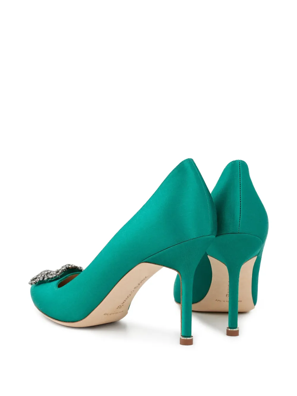 Manolo Blahnik Hangisi 90 crystal-buckle pumps Groen