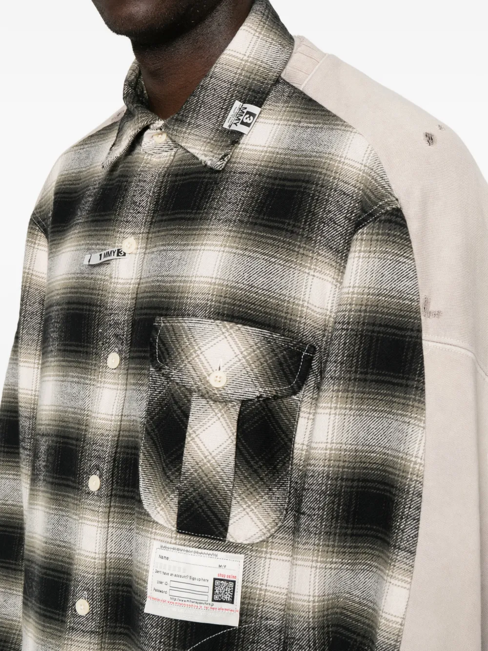 Maison MIHARA YASUHIRO Geruit overhemd met gerafeld effect Beige