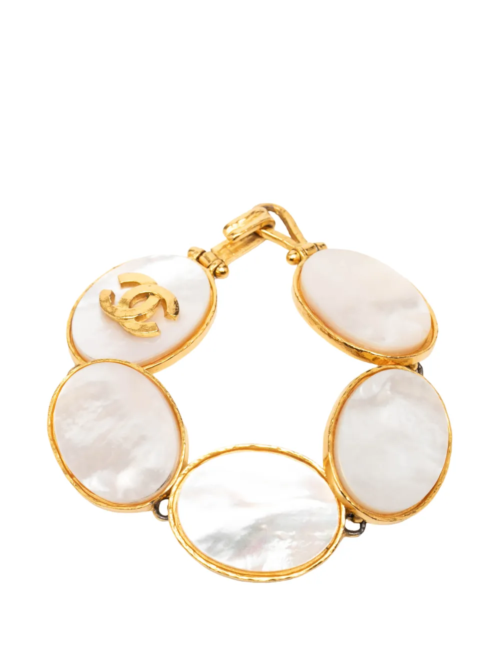CHANEL Pre-Owned 1995 Gold Plated CC Mother of Pearl Cuff Bracelet costume bracelet - Oro