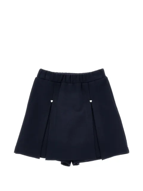 Monnalisa Bundfaltenshorts mit Herzverzierung