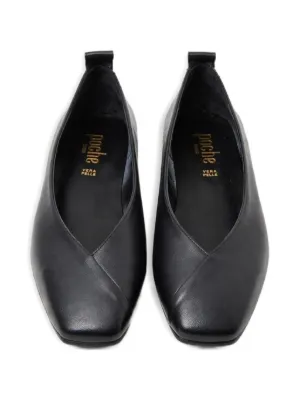 Toga Pulla バックル フラットシューズ | ブラック | FARFETCH JP