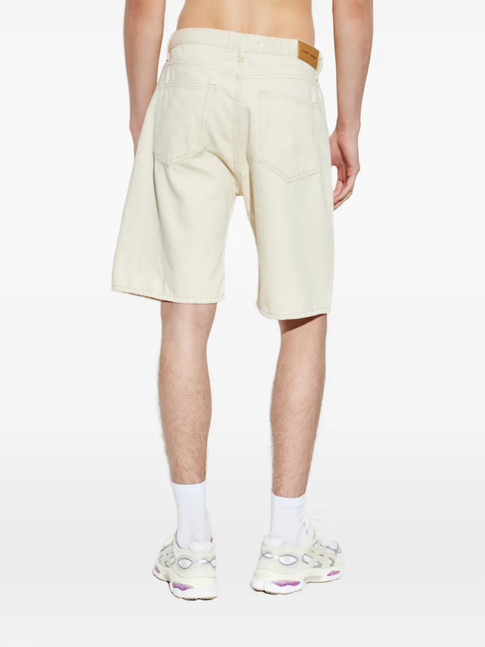 SAMSOE Saeddie denim shorts met logopatch Beige