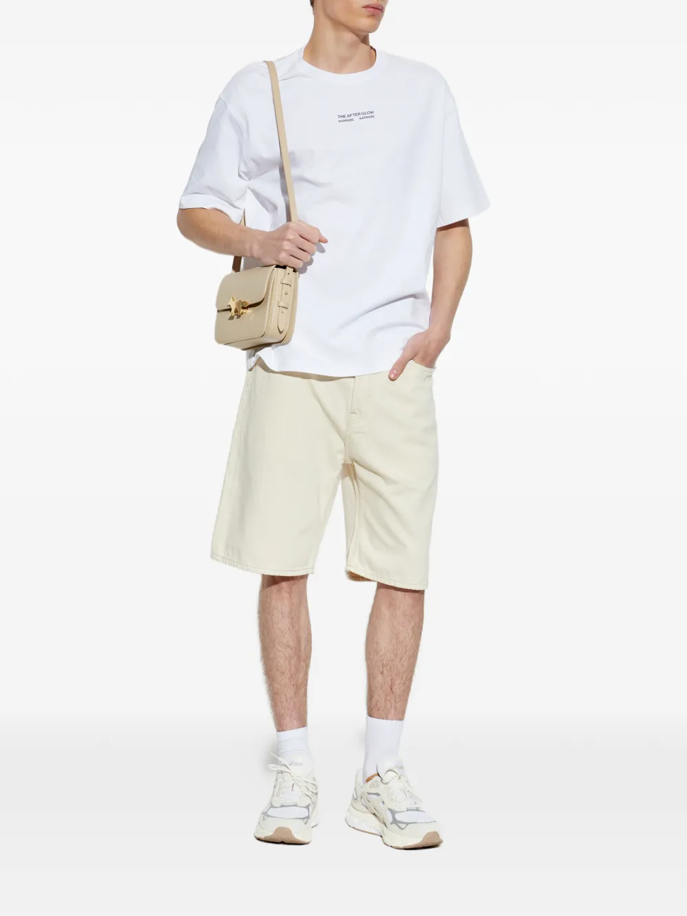 SAMSOE Saeddie denim shorts met logopatch Beige