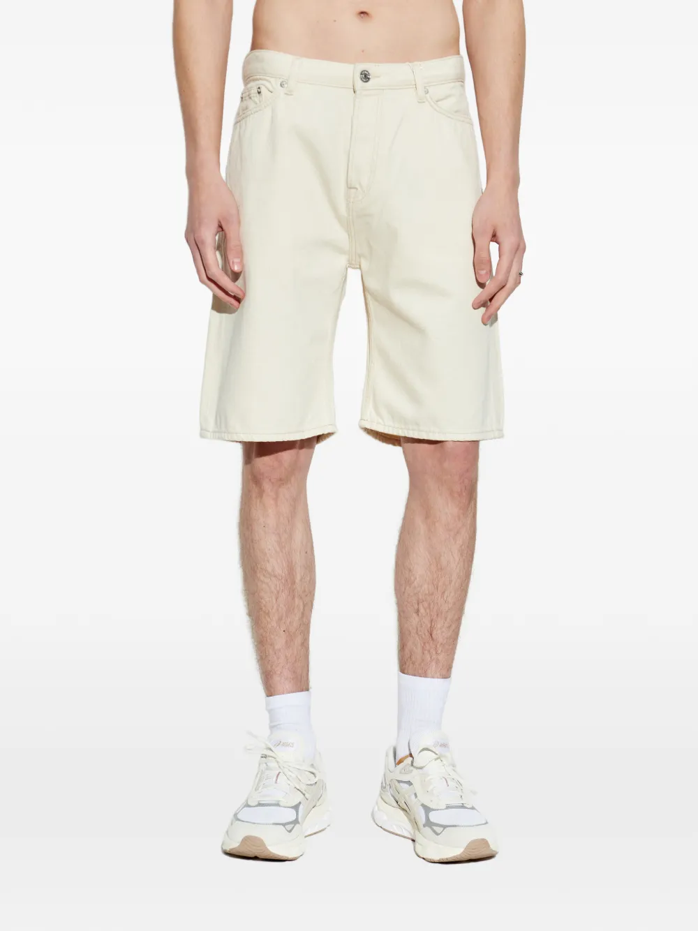 SAMSOE Saeddie denim shorts met logopatch Beige