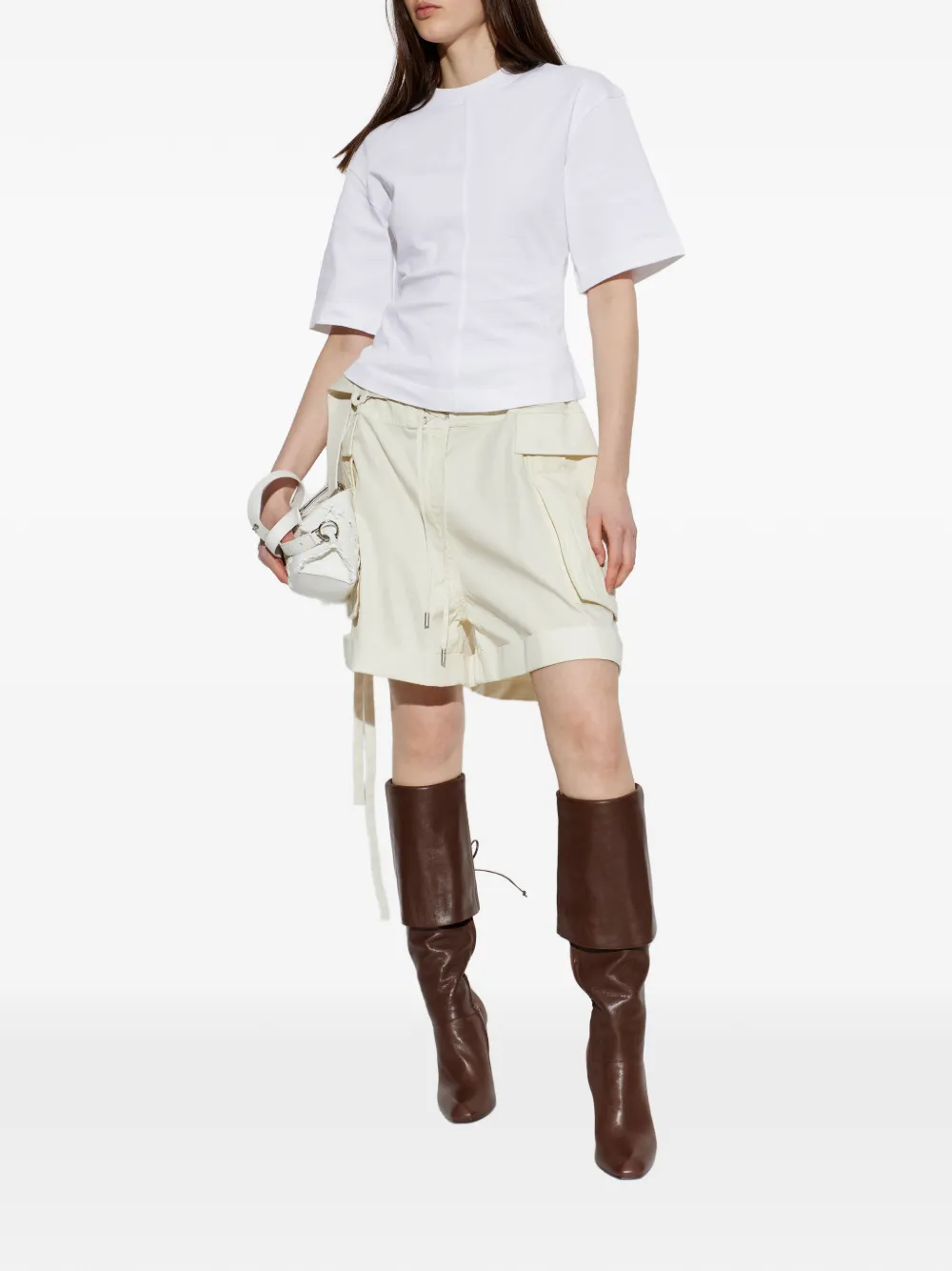 Alexander McQueen Cargo shorts met ceintuur Beige