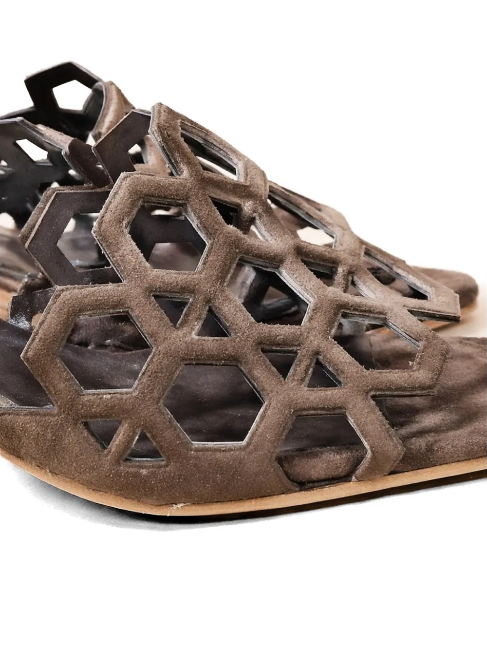 Poche Paris Sandalen met blokhak en uitgesneden details Bruin