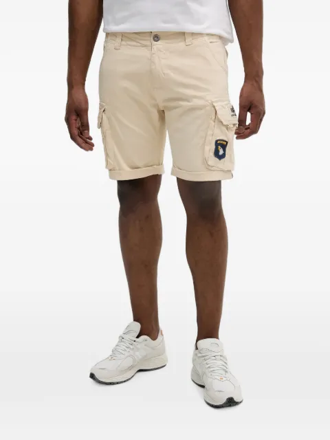 Alpha Industries Crew logo-patch cargo shorts