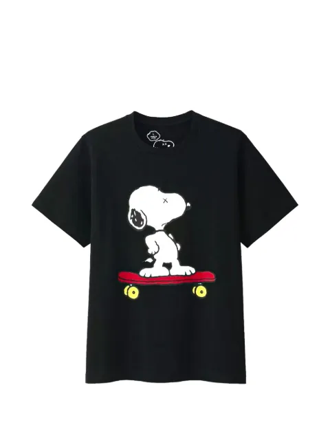 KAWS x  Uniqlo x Peanuts Snoopy-print T-shirt