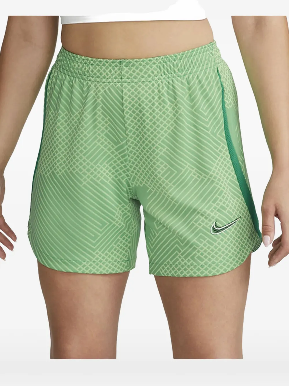 Nike Dri-Fit Strike geometric-print shorts - Grün