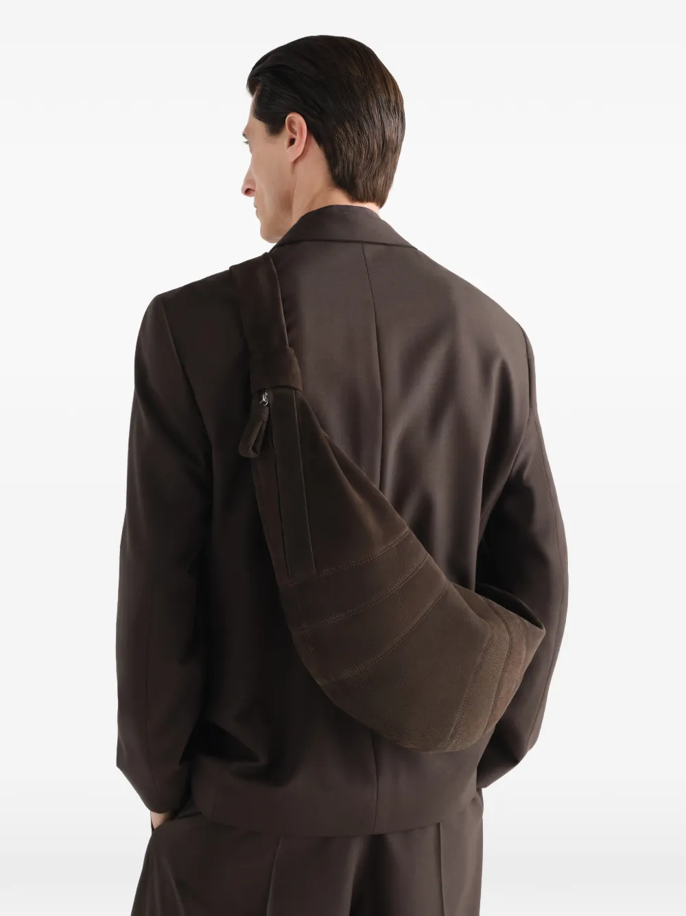 LEMAIRE Grote Croissant tas van alpaca nubuck Bruin