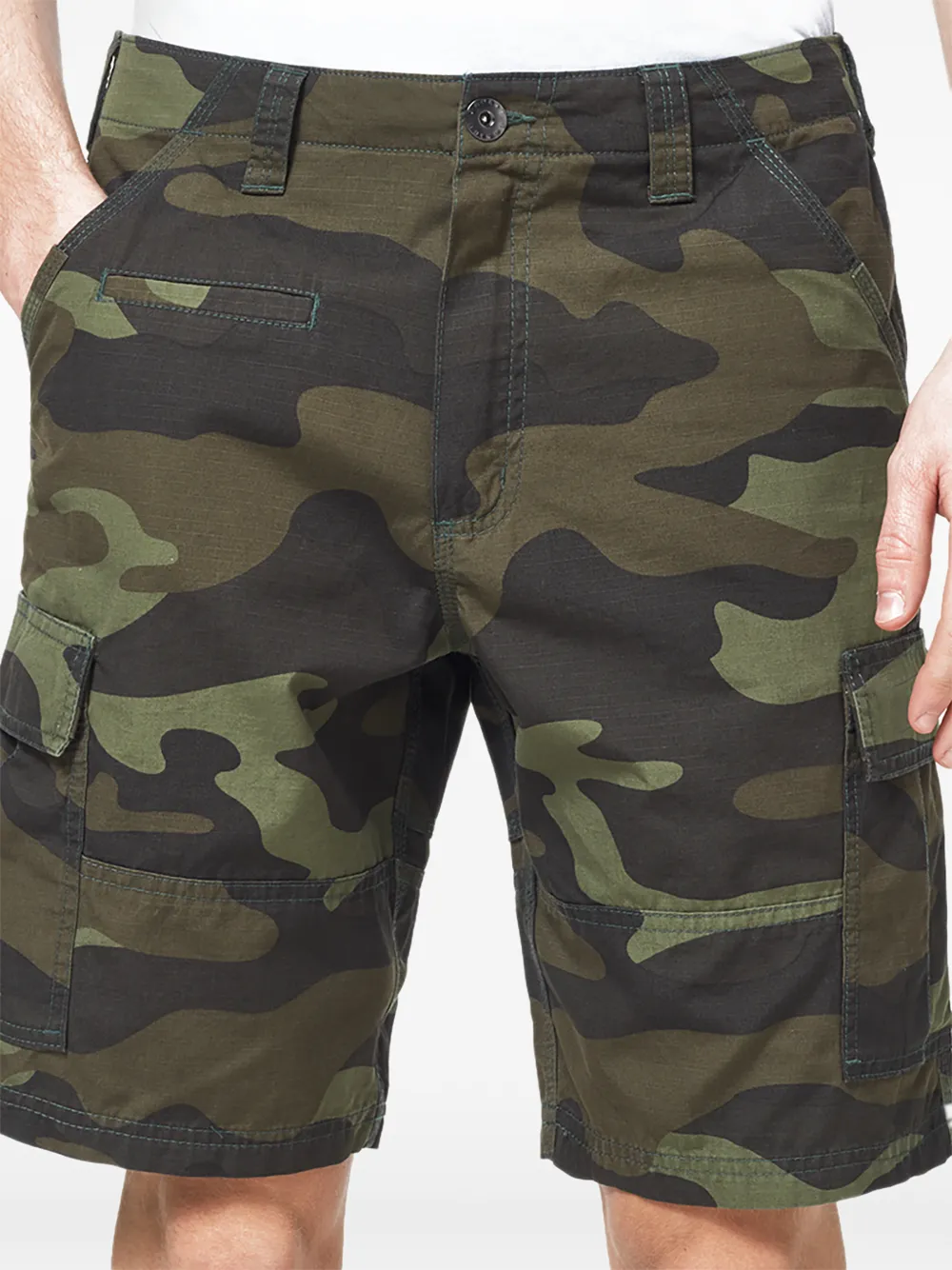 Oakley Shorts met camouflageprint Groen