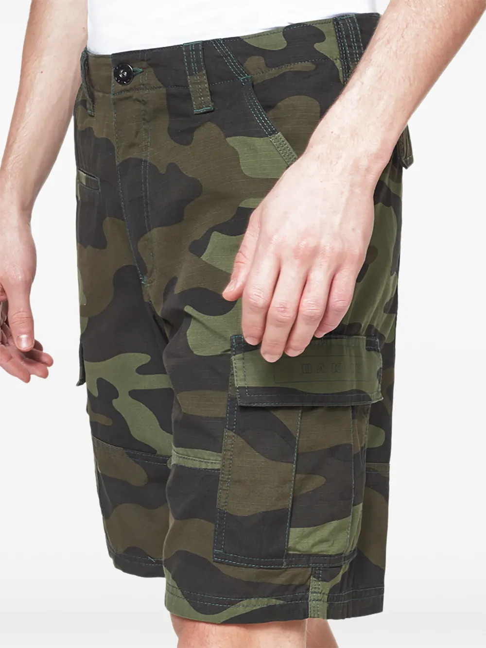 Oakley Shorts met camouflageprint Groen