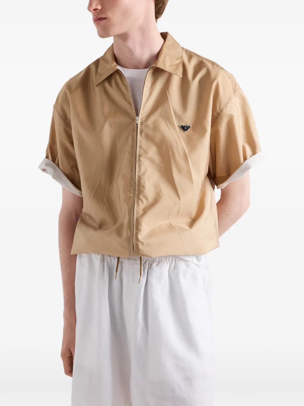Prada Re-Nylon overhemd met korte mouwen en rits Bruin