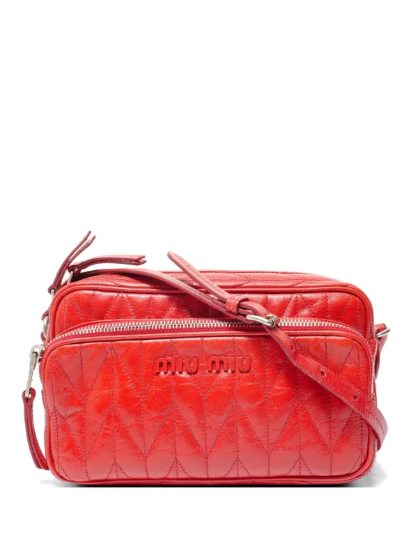Miu Miu Pre-Owned 2010s マトラッセ ショルダーバッグ | レッド 