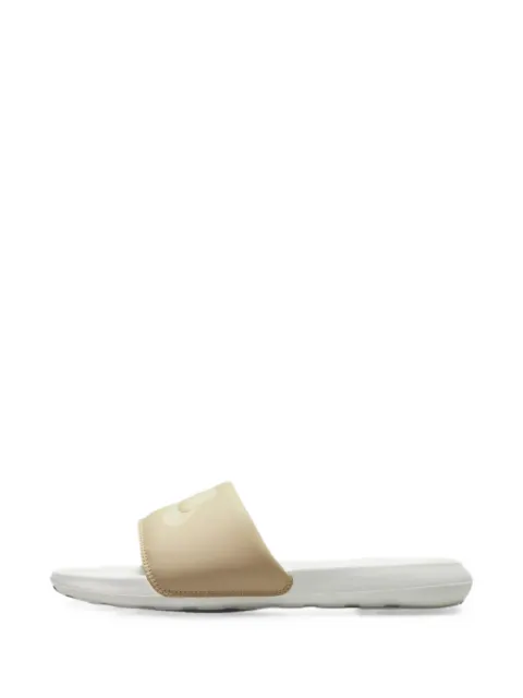 Nike Victori One slides