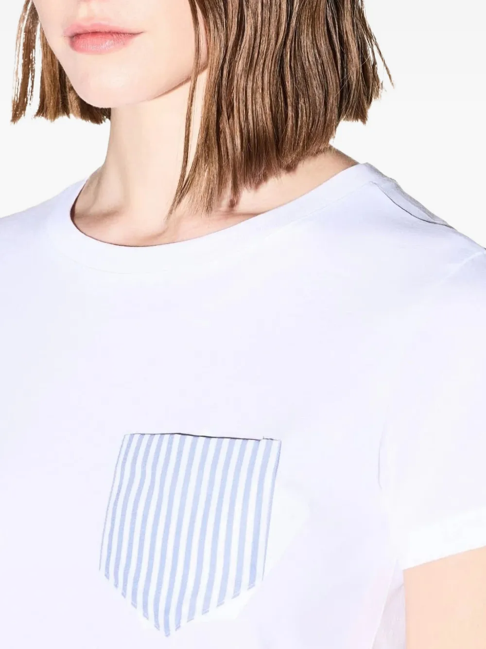 Armani Exchange T-shirt met gestreepte zak Wit