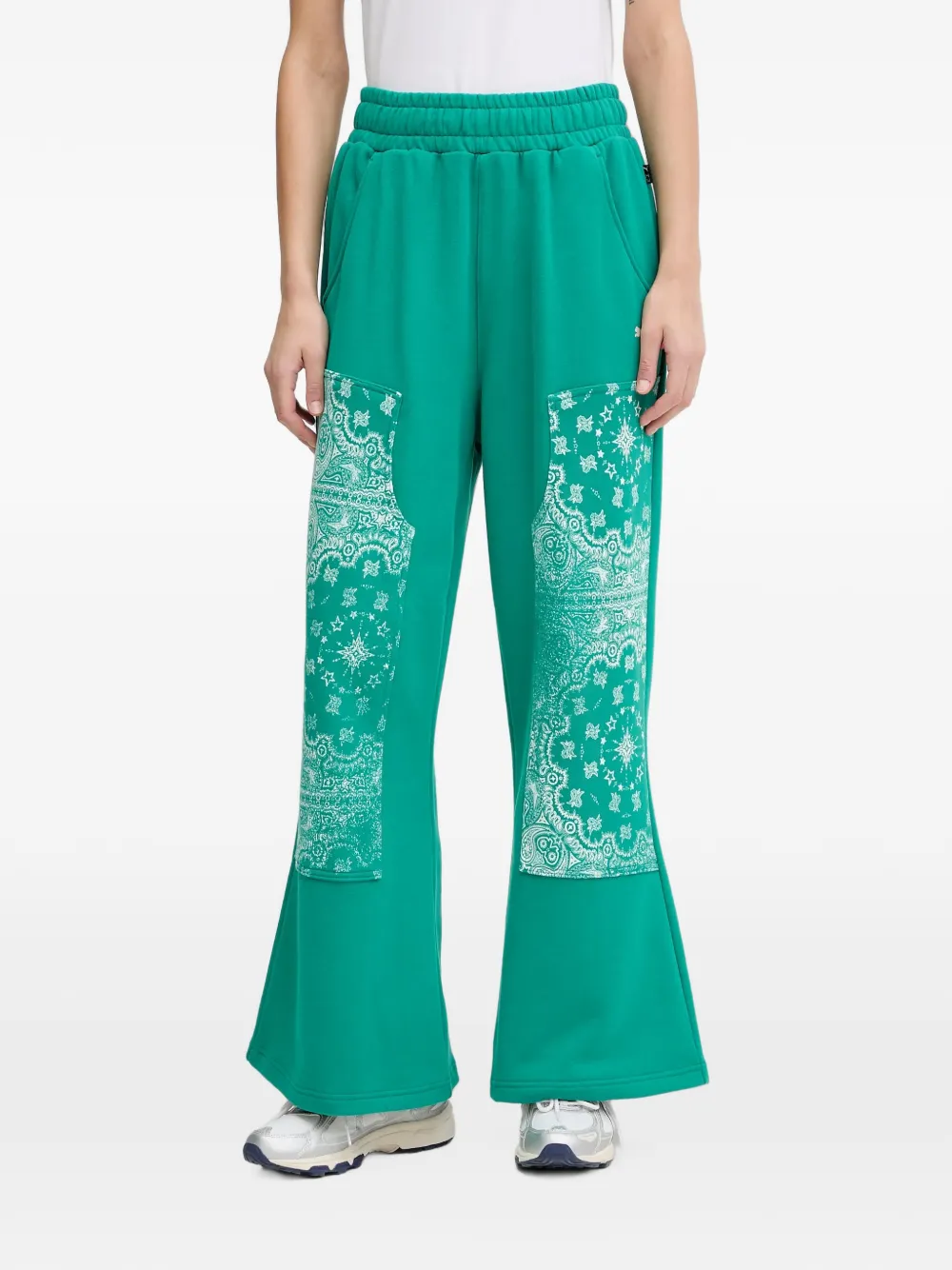 Puma Shooting Stars Track Pants In Green