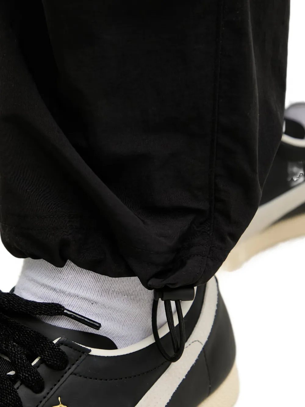 PUMA logo-embroidered cargo pants Zwart