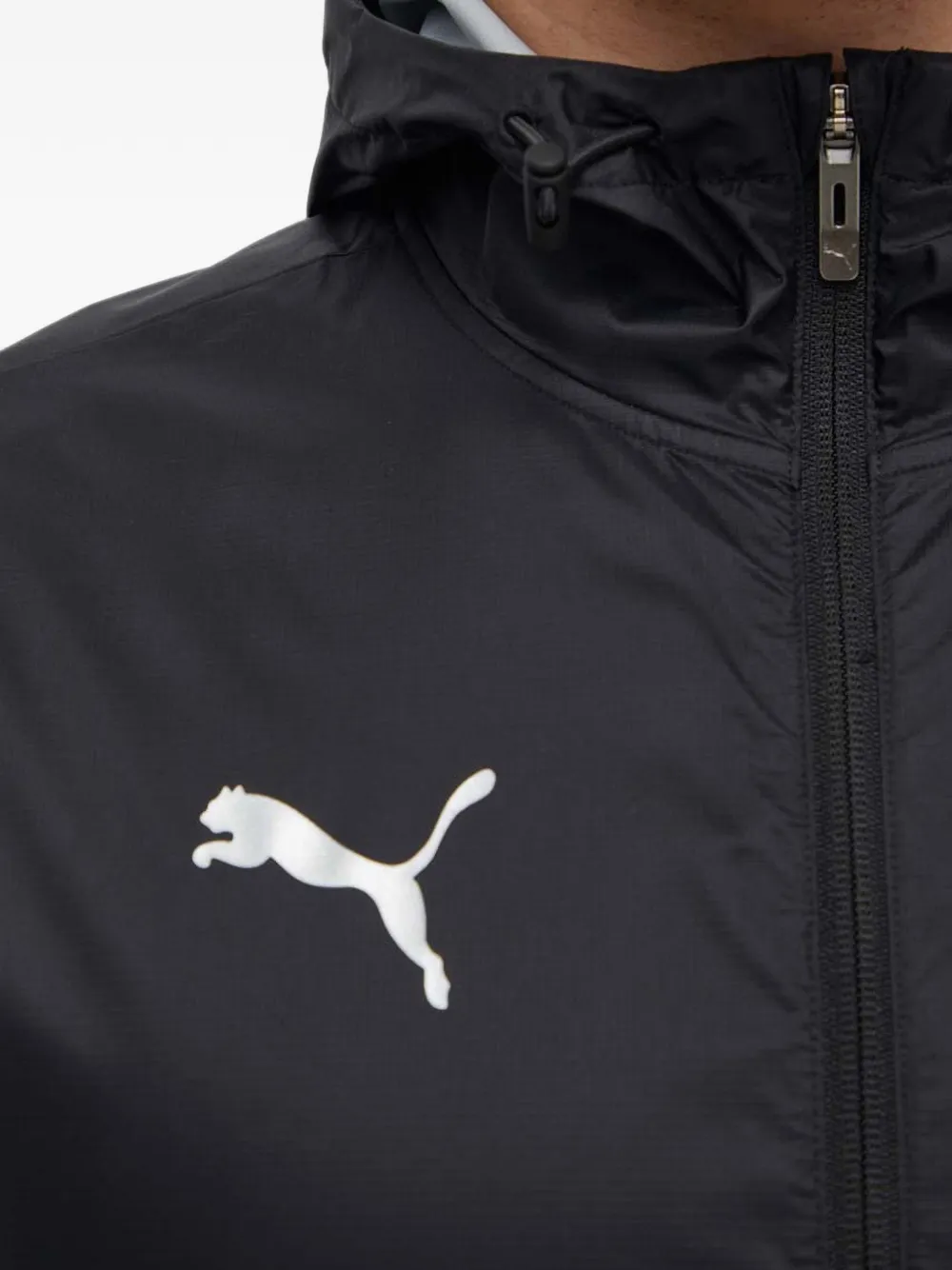 PUMA logo-print hooded jacket Zwart