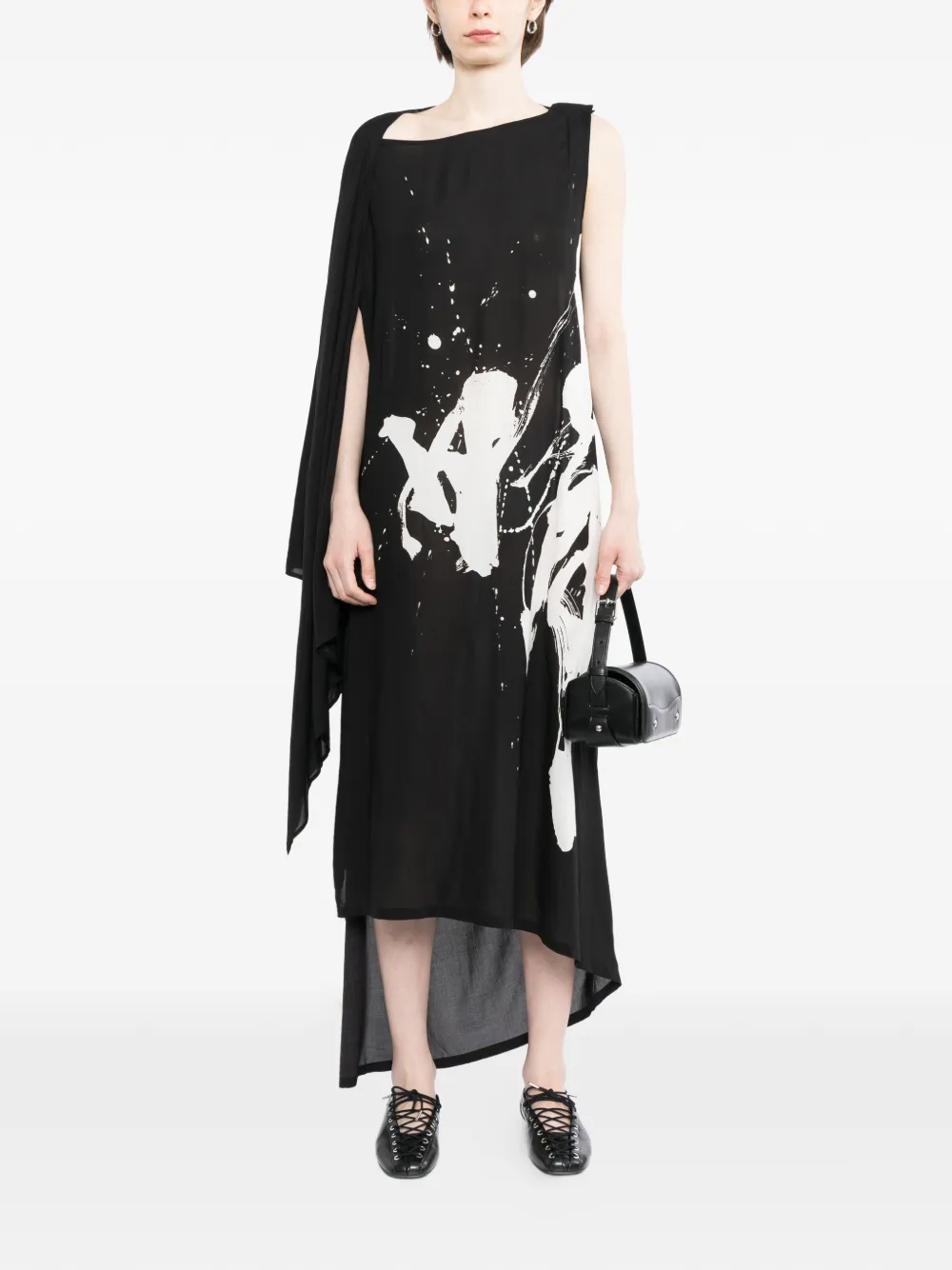 Yohji Yamamoto Asymmetrische jurk met print Zwart