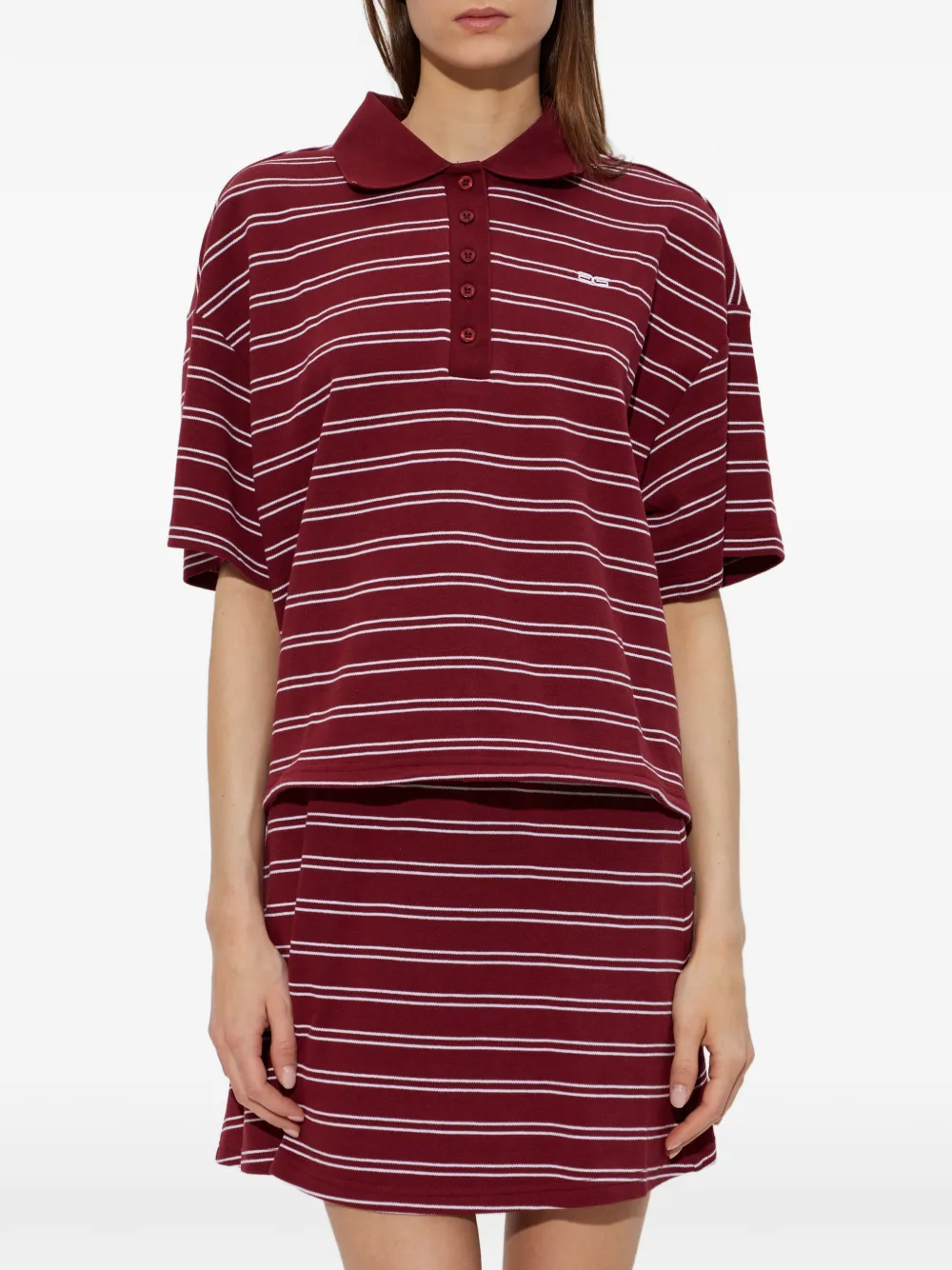 Gestuz Pilova gestreept poloshirt met korte mouwen Rood