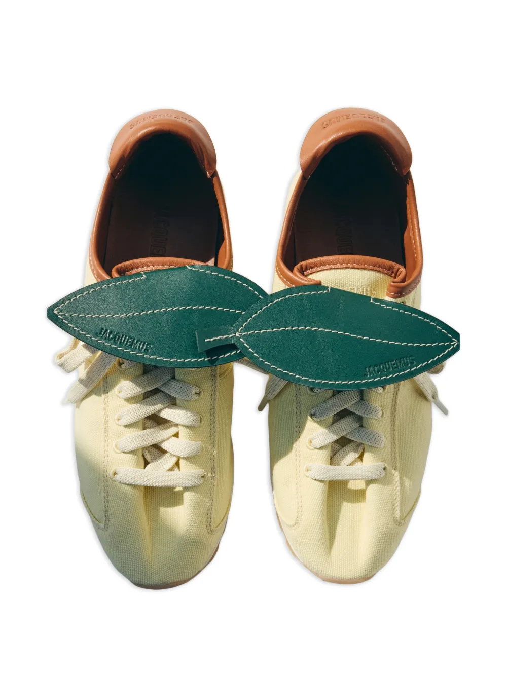 Jacquemus Les Tennis leaf-detail sneakers Geel