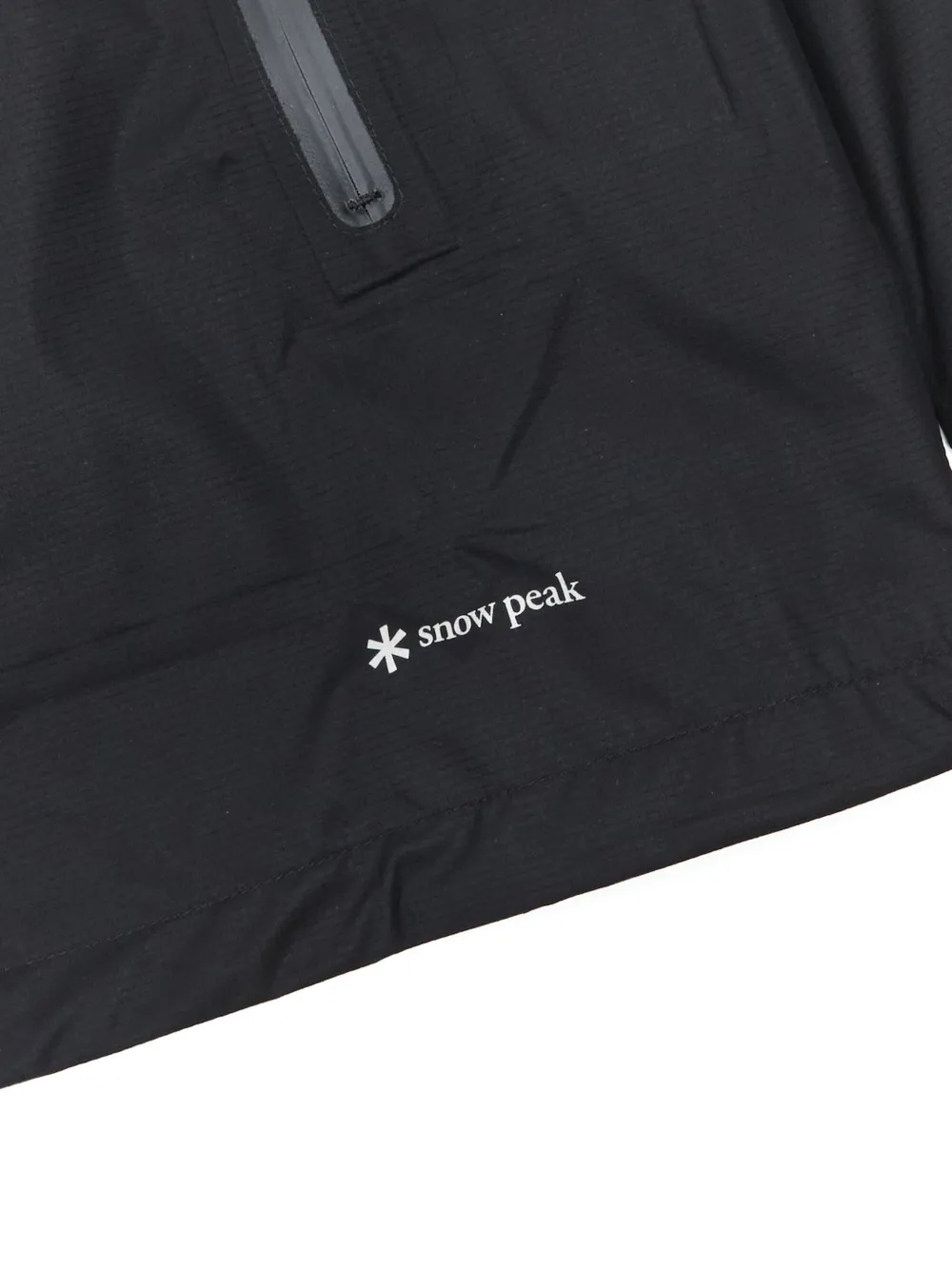 Snow Peak Pertex jack met capuchon Zwart