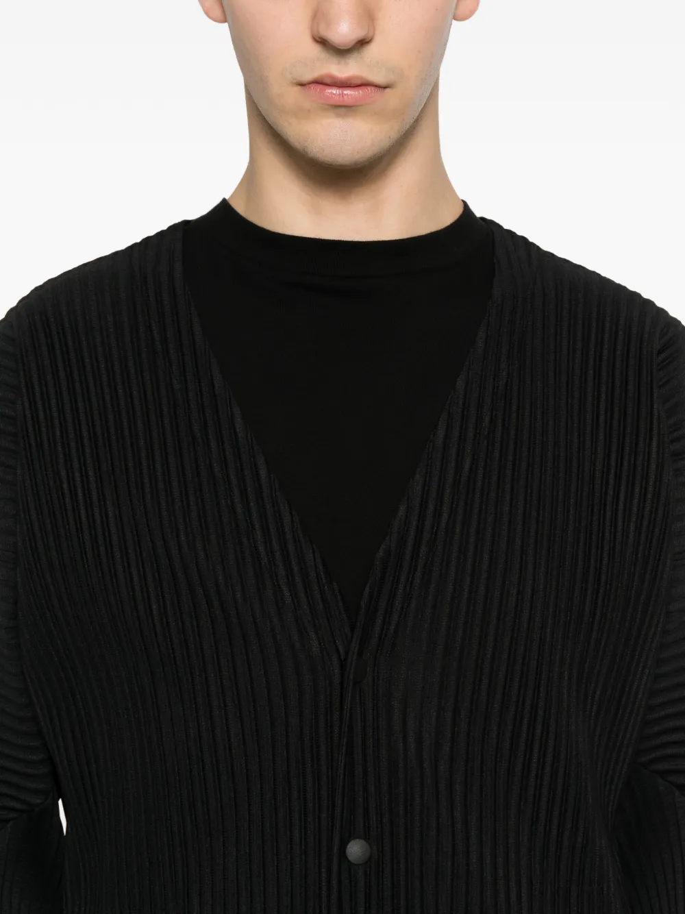 Homme Plissé Issey Miyake Jack met V-hals Zwart