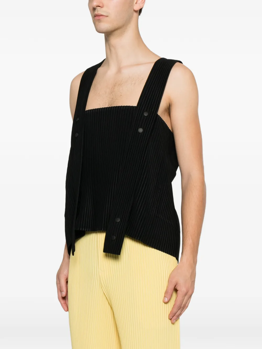 Homme Plissé Issey Miyake Painter's Gear Sleeveless Top | Black