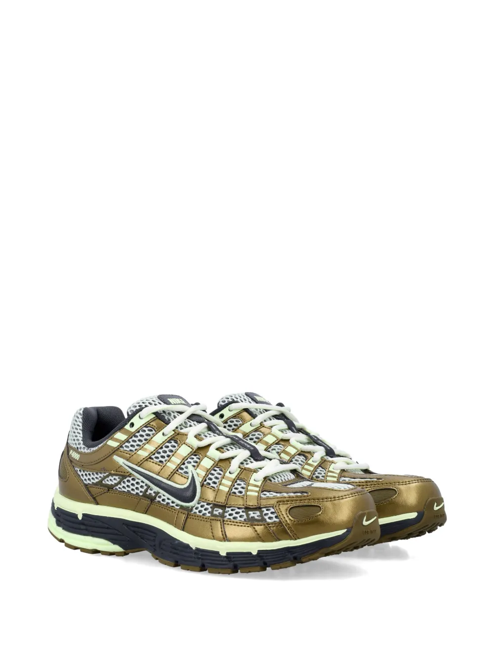 Nike P-6000 sneakers met vlakken Goud