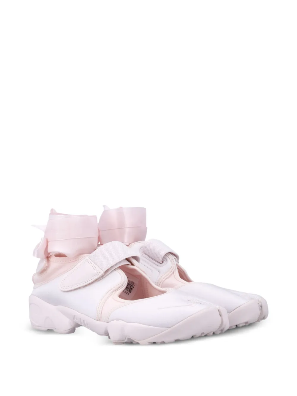 Nike Air Rift SE sneakers met strik en split Beige