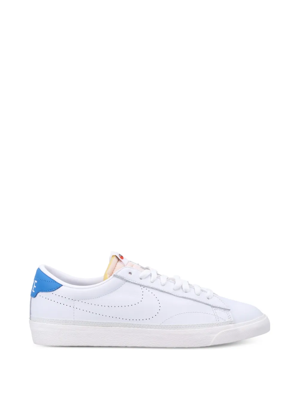 Nike Tennis Classic AC lace up sneakers - Bianco