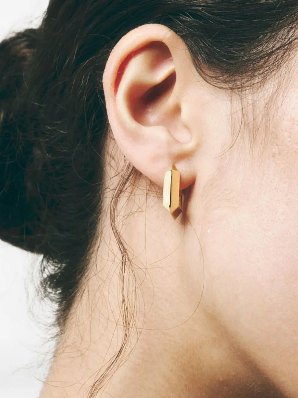 Fersera Sculptura Rectangle Earrings In Gold