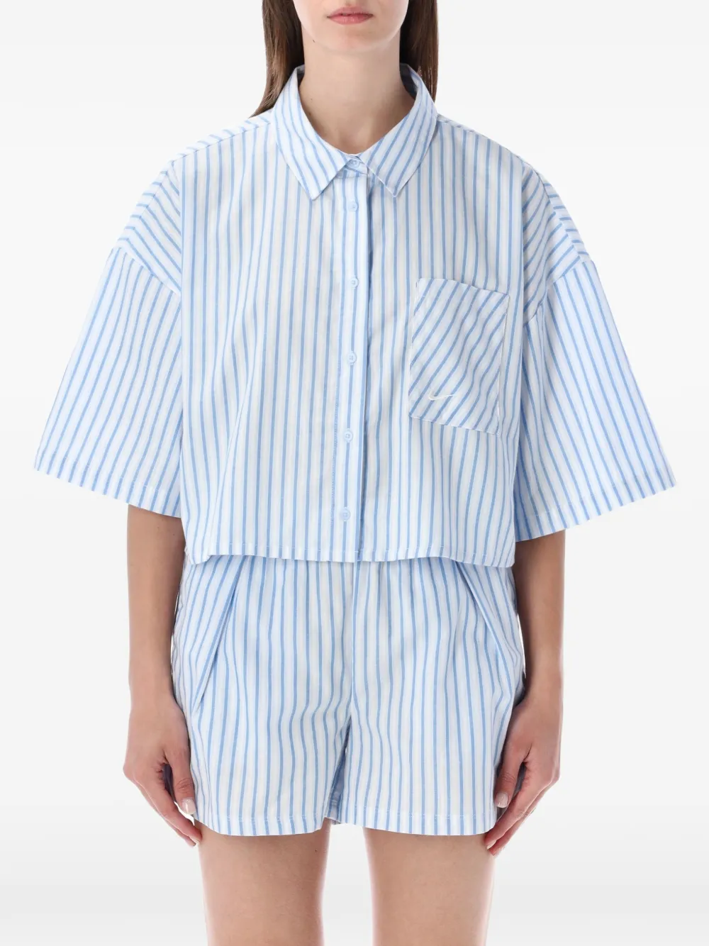 Nike Chill Popeline cropped blouse met strepen Blauw
