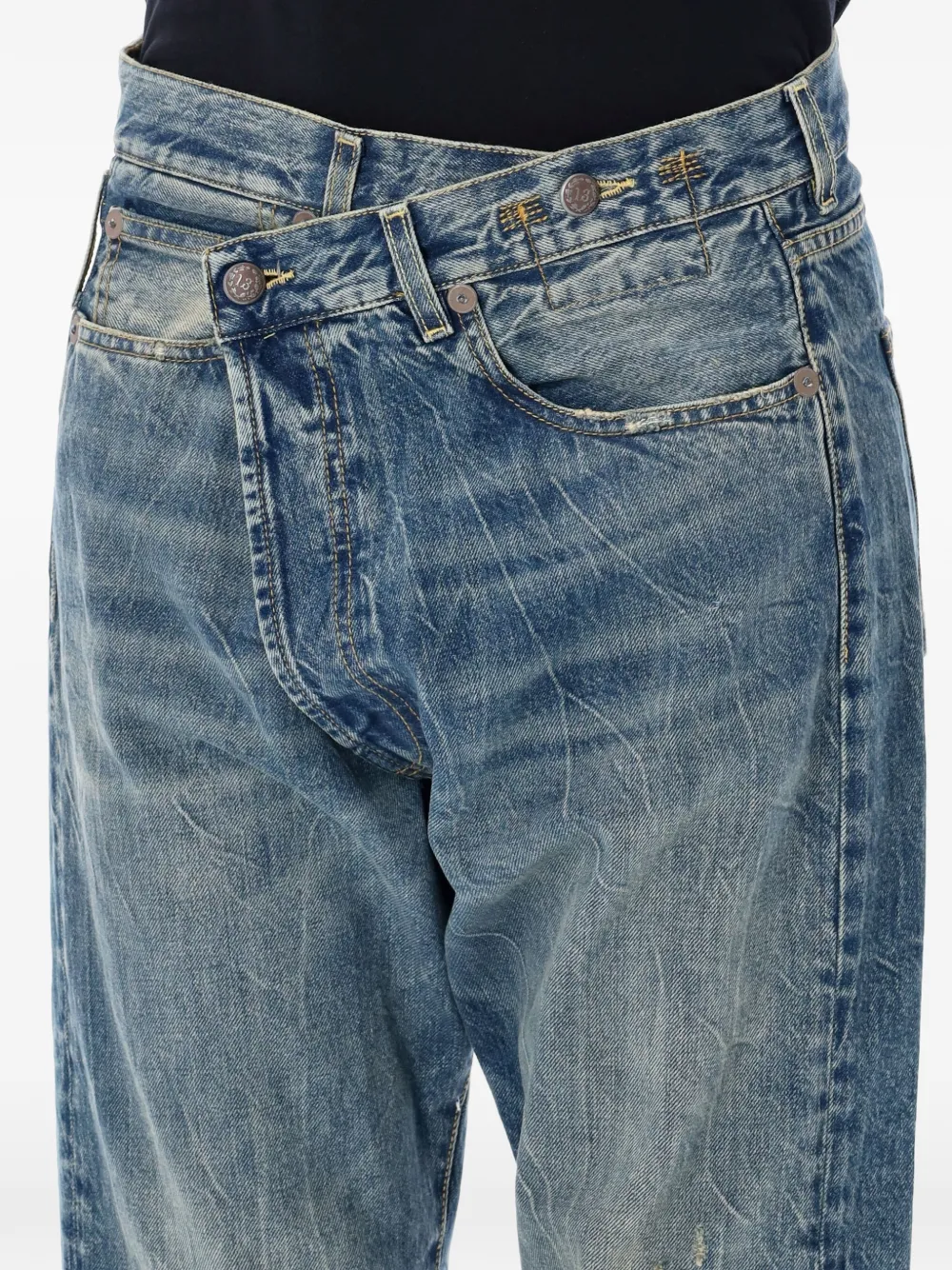 R13 Dawson gerafelde boyfriend jeans met gekruiste taille Blauw