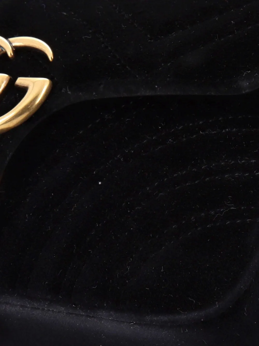 Gucci Pre-owned GG Marmont Flap Bag Matelasse Velvet Mini Shoulder Bag in Black, view 5