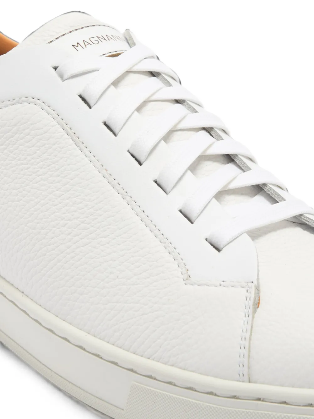 Magnanni panelled pebbled-leather sneakers Wit
