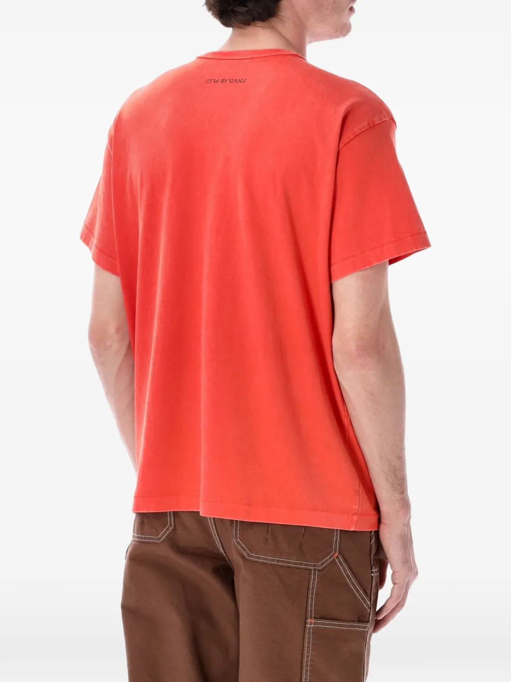 Vans x Julian Klincewicz Joyous Chorus T-shirt met grafische print Rood