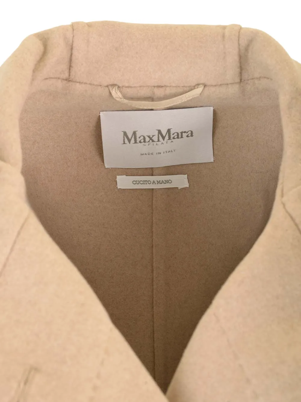 Max Mara Arturo jas met dubbele rij knopen Beige