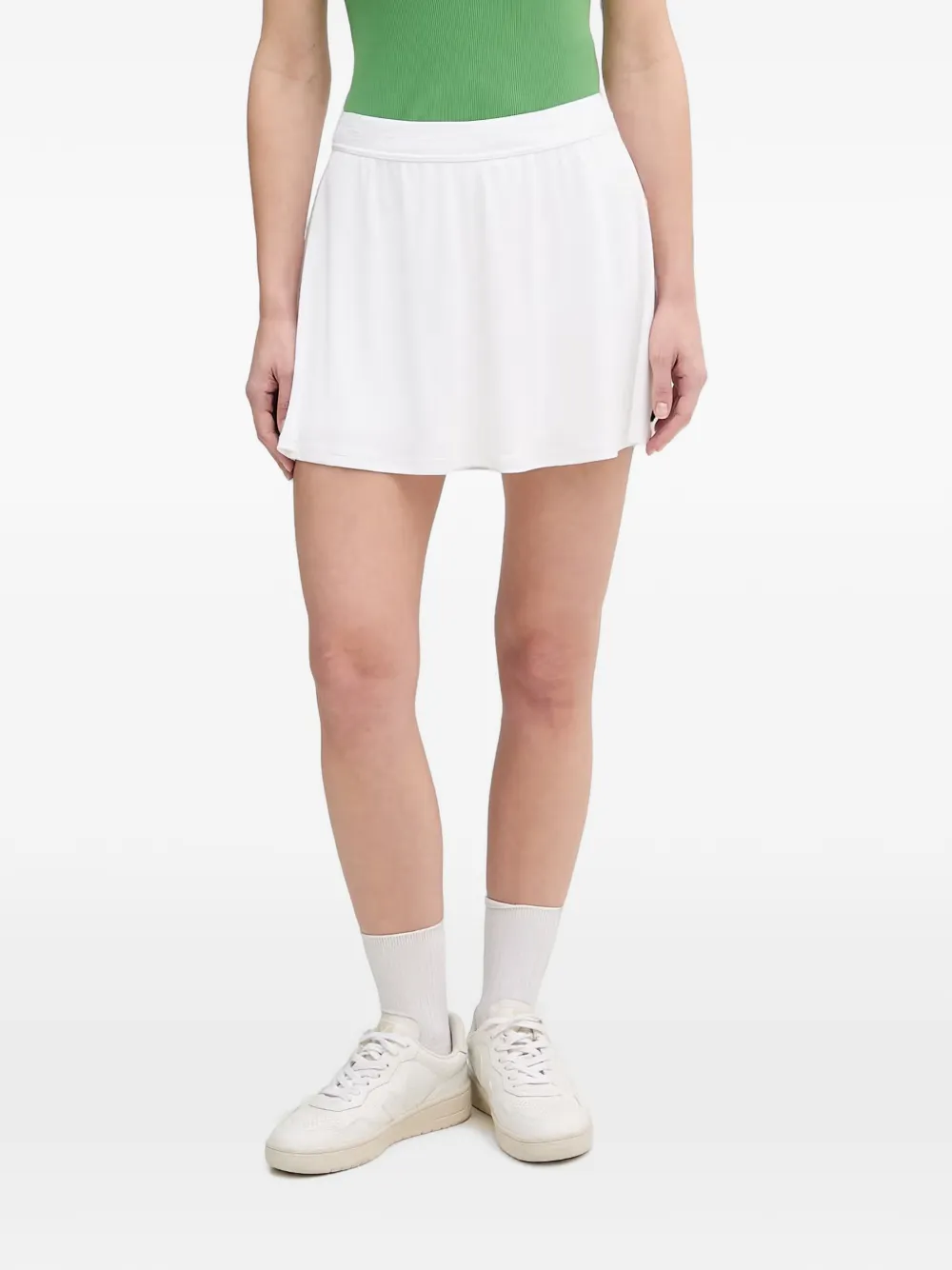 Lacoste logo-patch A-line mini skirt - Bianco
