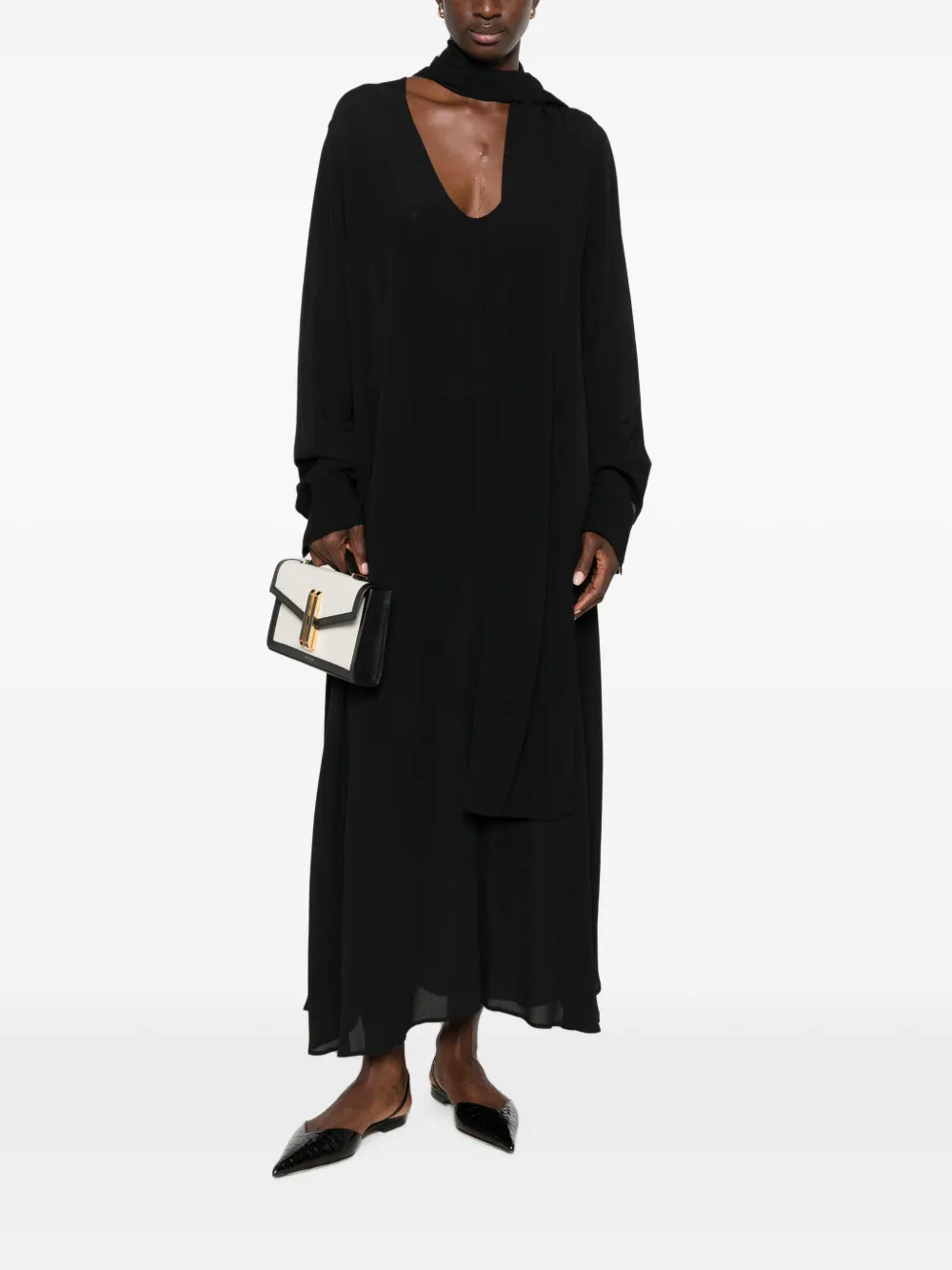 TOTEME Maxi-jurk met V-hals en sjaaldetail Zwart